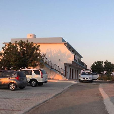 Karpaz Sunset Hotel Rizokarpaso Buitenkant foto